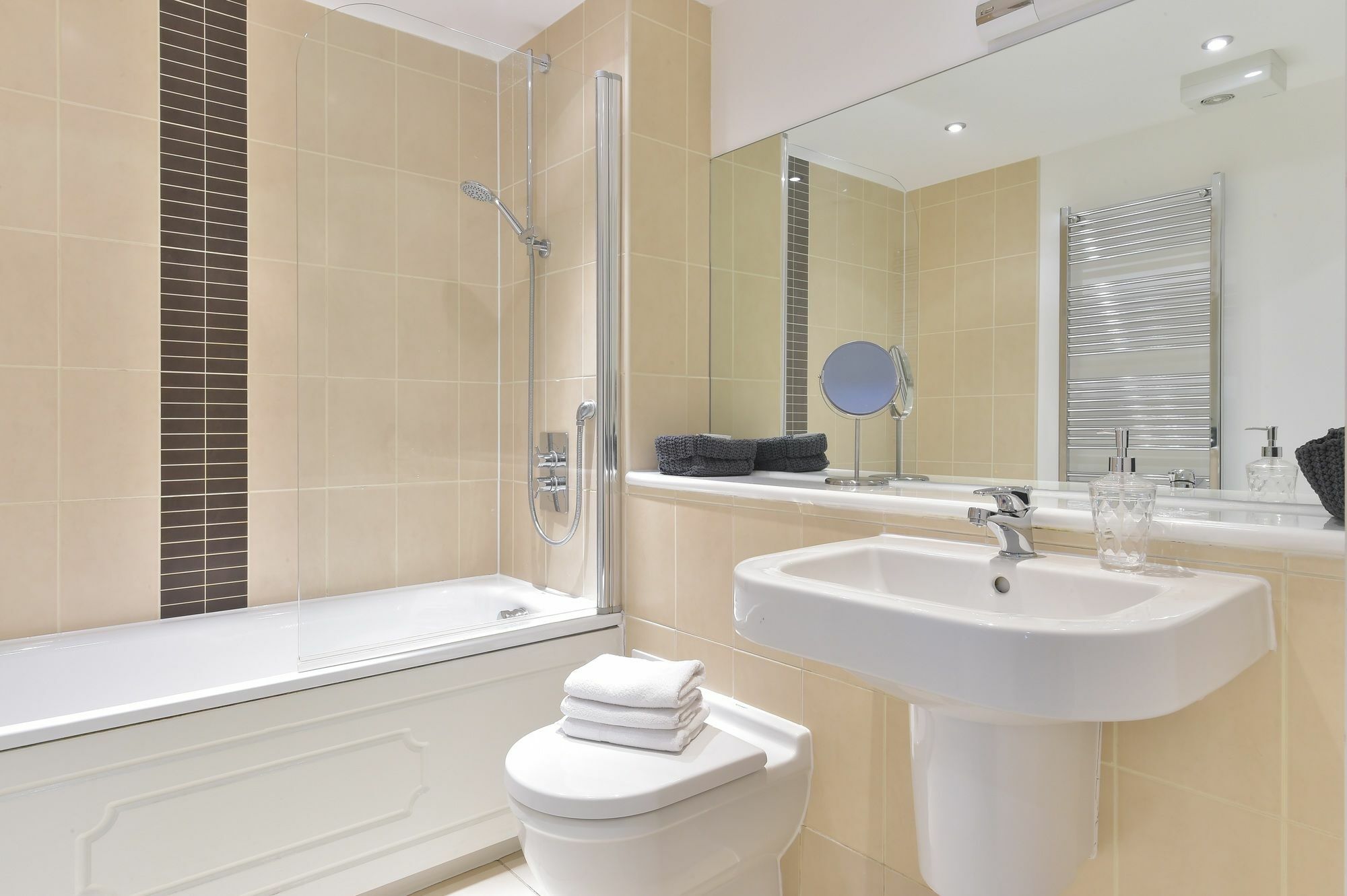 Tower Bridge Superior Apartments 런던 외부 사진