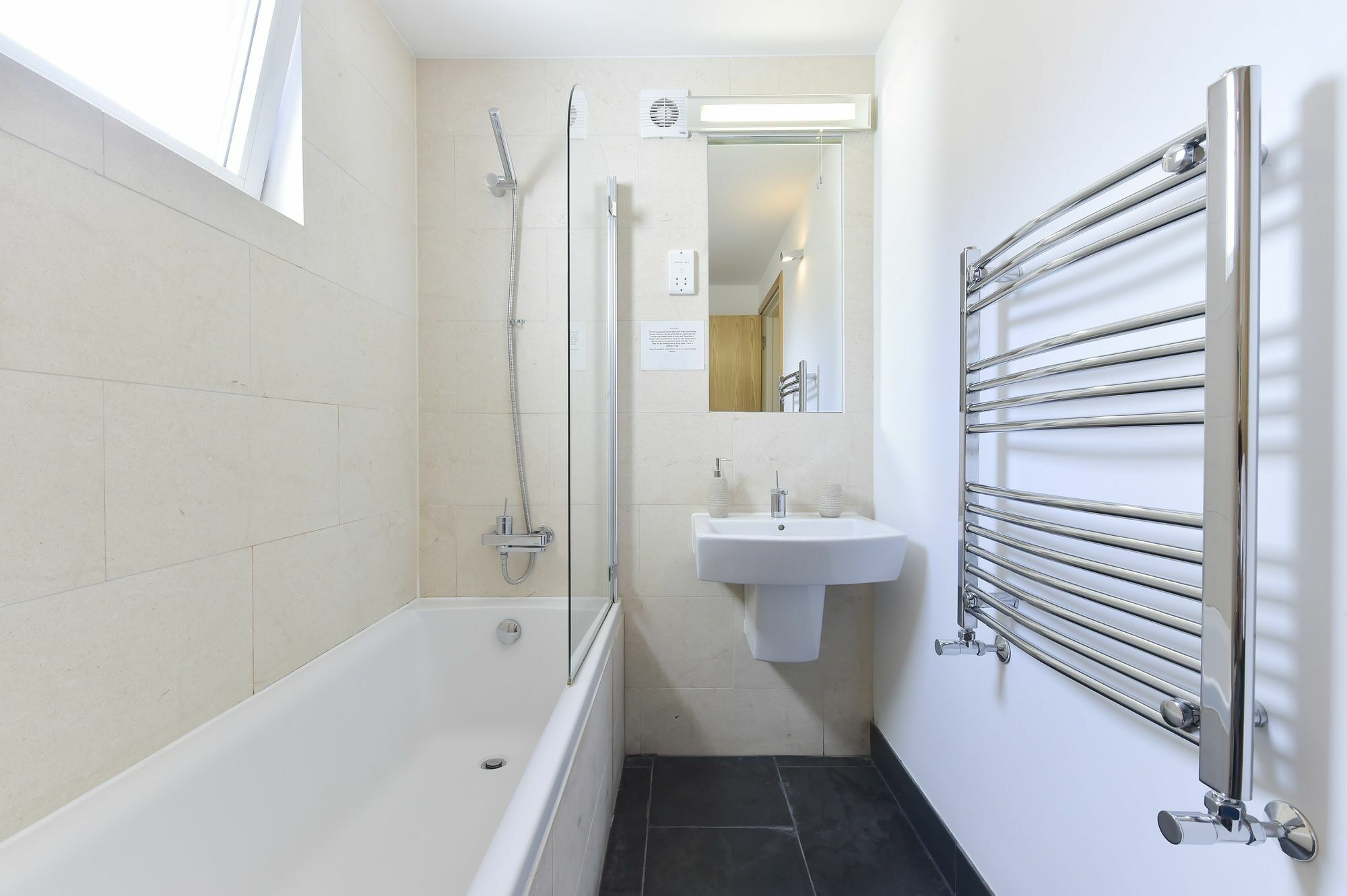 Tower Bridge Superior Apartments 런던 외부 사진