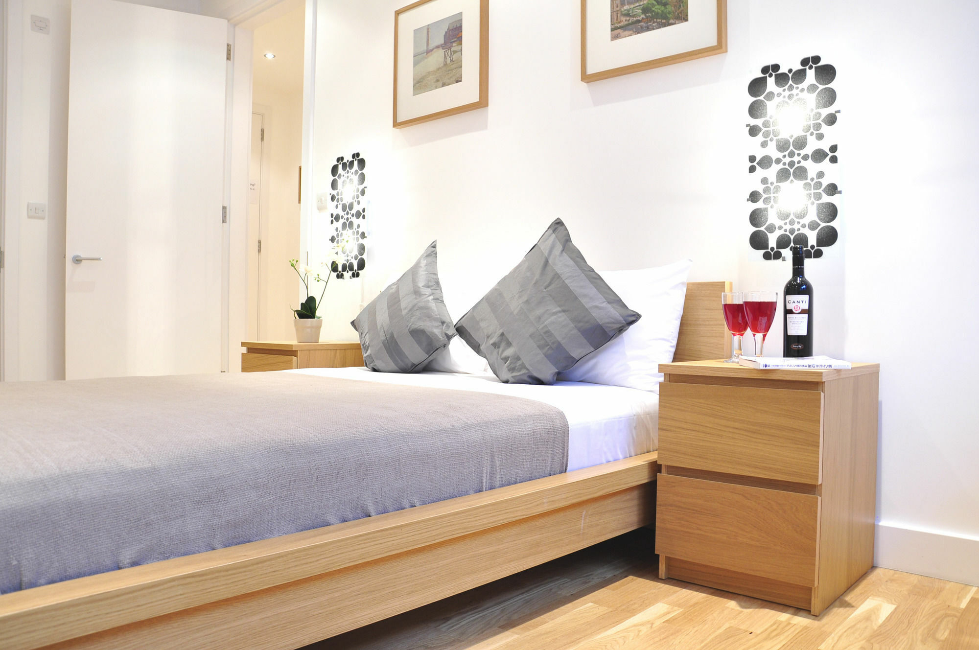 Tower Bridge Superior Apartments 런던 외부 사진